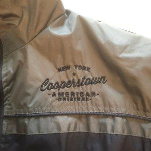 COOPERSTOWN NEW YORK WINDBREAKER